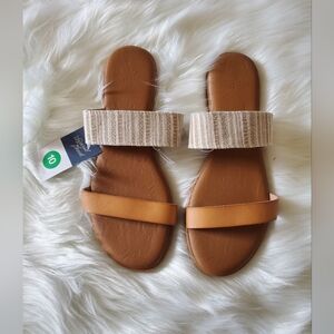 Women's Flats